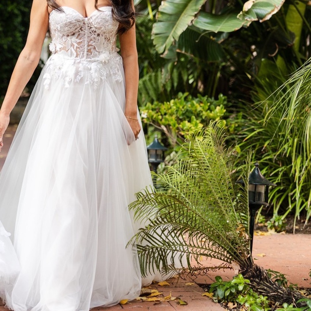 Berta Elizabeth size 44